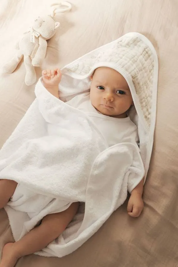 Bamboom - bambusowy ręcznik z kapturem + rękawica frotte do mycia Boomy's World Oyster Grey Bamboom - bambusowy ręcznik z kapturem + rękawica frotte do mycia Boomy's World Oyster Grey