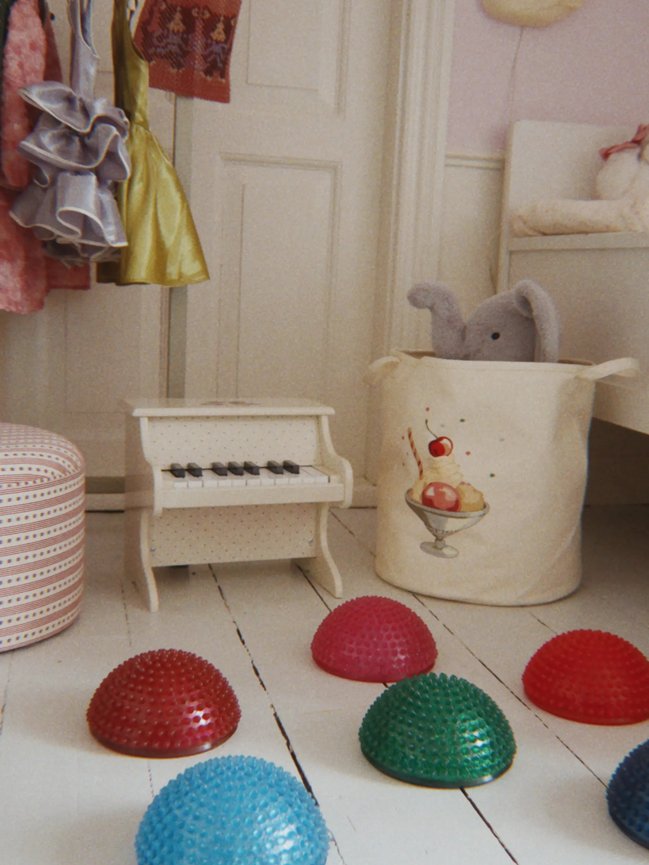 Konges Sløjd - pianino dla dziecka Teddy Bear Konges Sløjd - pianino dla dziecka Teddy Bear