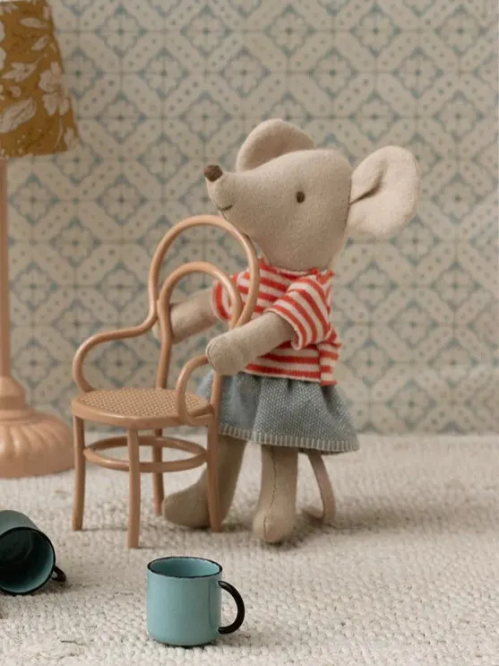 Maileg - krzesło vintage dla myszek Dark Powder Maileg - krzesło vintage dla myszek Dark Powder