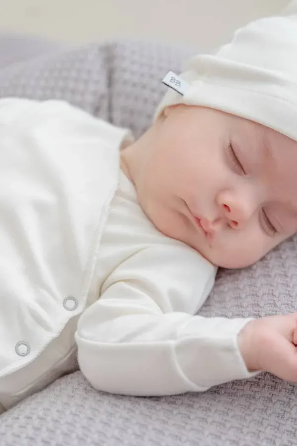 Bamboom - bambusowa cienka czapka niemowlęca Pure kremowa