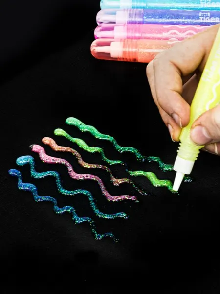 Tiger Tribe - żelopisy świecące w ciemności Tiger Tribe - żelopisy świecące w ciemności