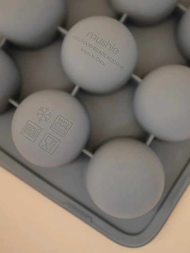 Mushie - silikonowa foremka do mrożenia przekąsek Tradewinds Mushie - silikonowa foremka do mrożenia przekąsek Tradewinds