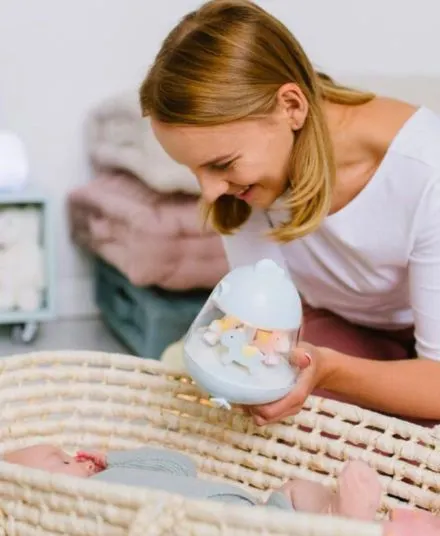 Rabbit & Friends - kurczaczek lampka z pozytywką Niebieski Rabbit & Friends - kurczaczek lampka z pozytywką Niebieski