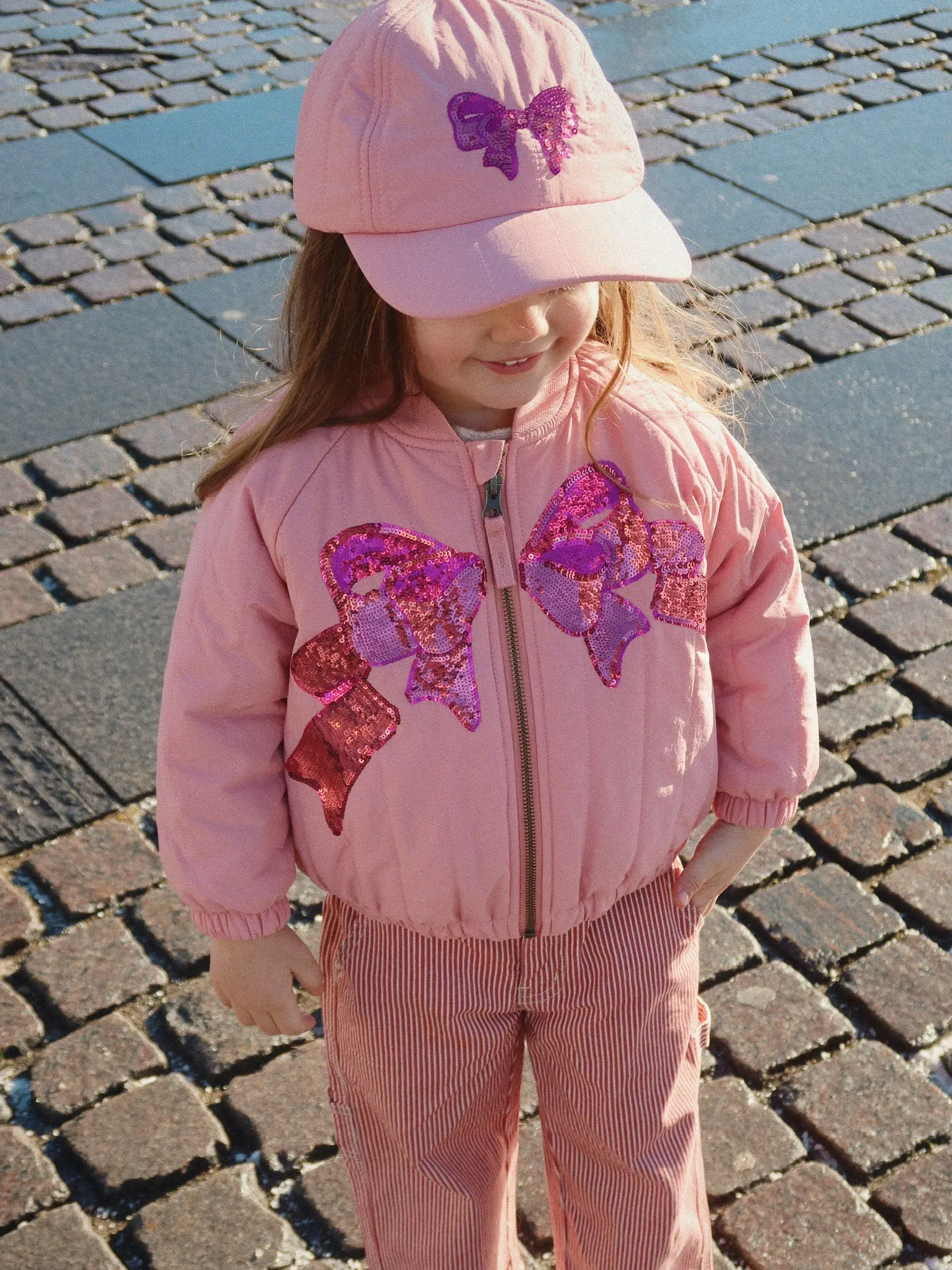 Konges Sløjd - pikowana kurtka bomberka Juno Sequin Bomber Jacket Rosette Konges Sløjd - pikowana kurtka bomberka Juno Sequin Bomber Jacket Rosette