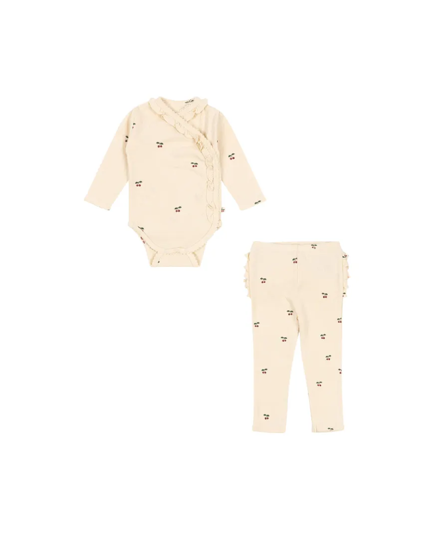 Konges Sløjd - stylizacja Sui Newborn Cherry