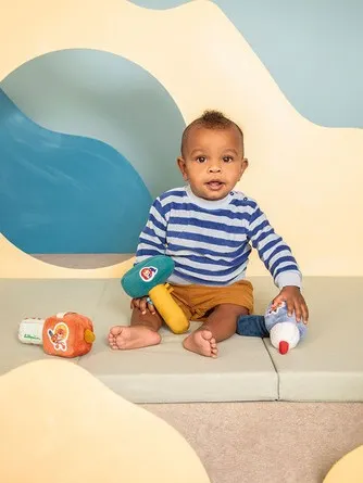 Lilliputiens - grzechotka wiertarka Piesek Jules 3m+