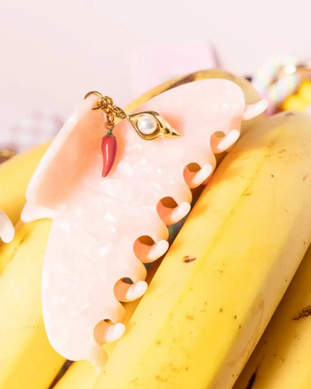 My name is Gigi Paris - klamra do włosów Banana Hair Clip Rose My name is Gigi Paris - klamra do włosów Banana Hair Clip Rose