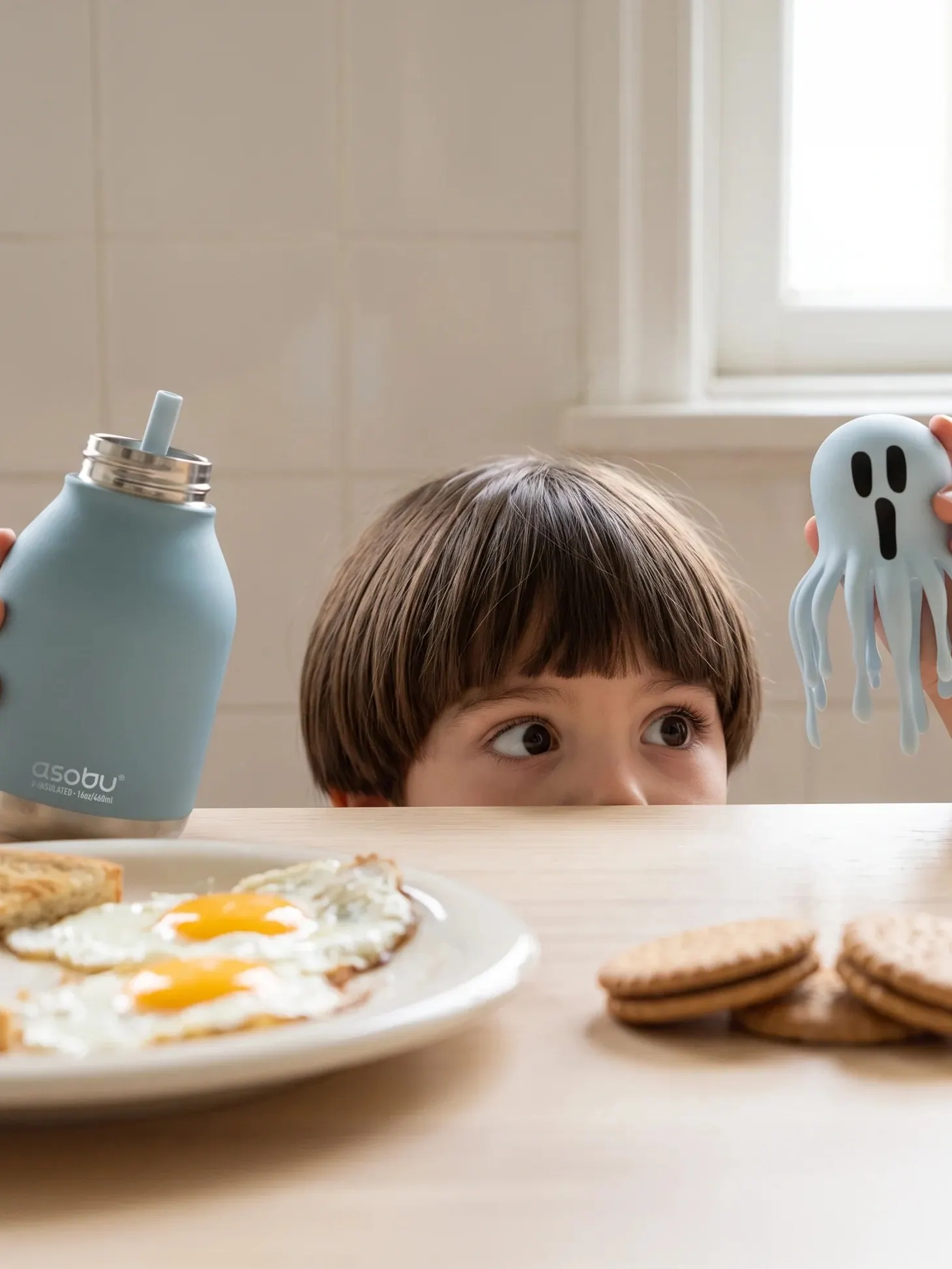 Asobu - butelka termiczna ze słomką Maxi Spookie Ghost 660 ml