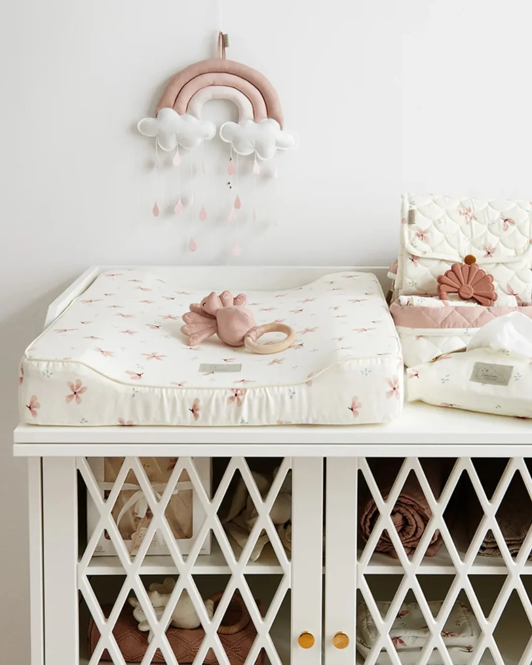 Cam Cam Copenhagen - przewijak dla niemowląt Wildflower Creme