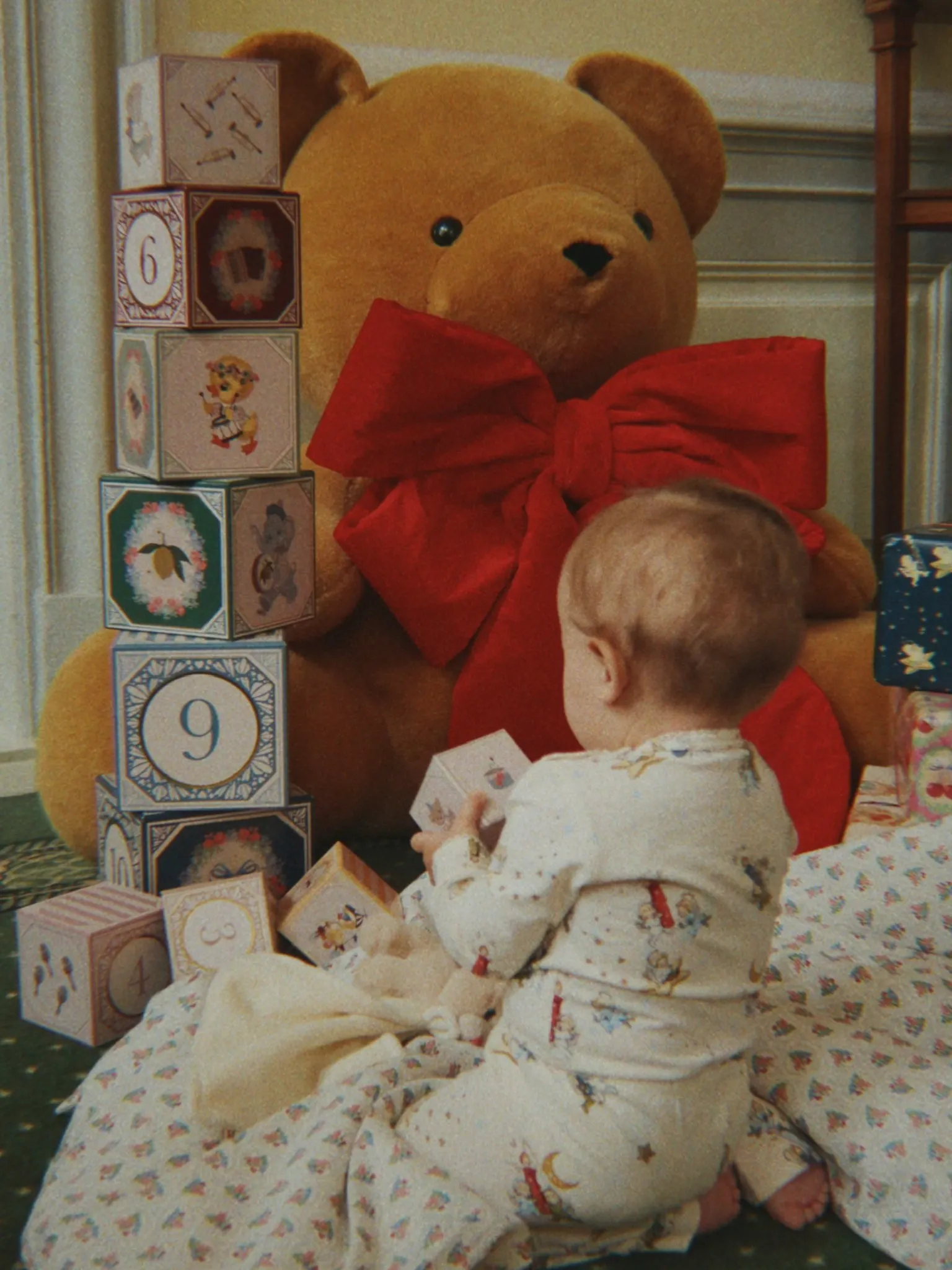 Zestaw kartonowych klocków Konges Sløjd do układania Zestaw kartonowych klocków Konges Sløjd do układania