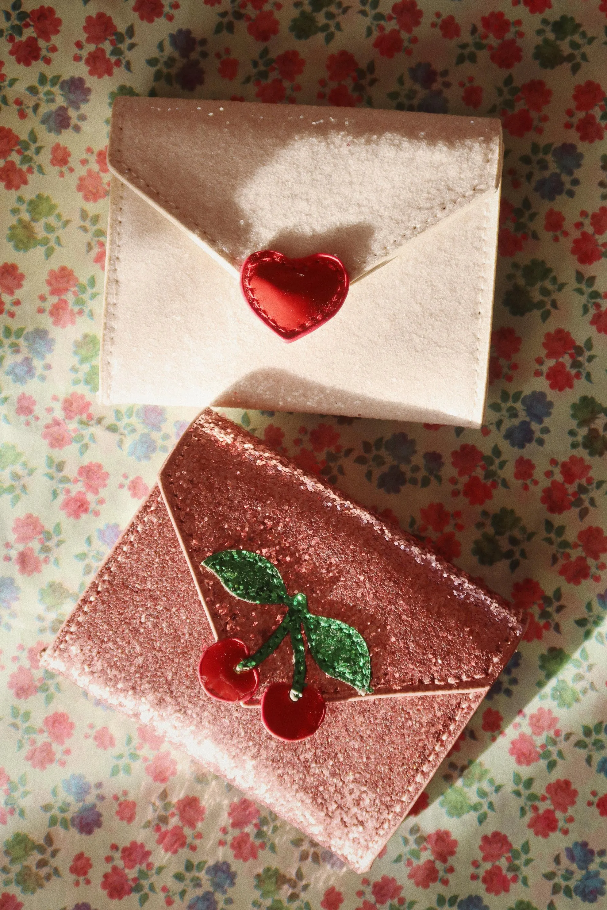 Konges Sløjd - portfel dziecięcy Love Letter Konges Sløjd - portfel dziecięcy Love Letter