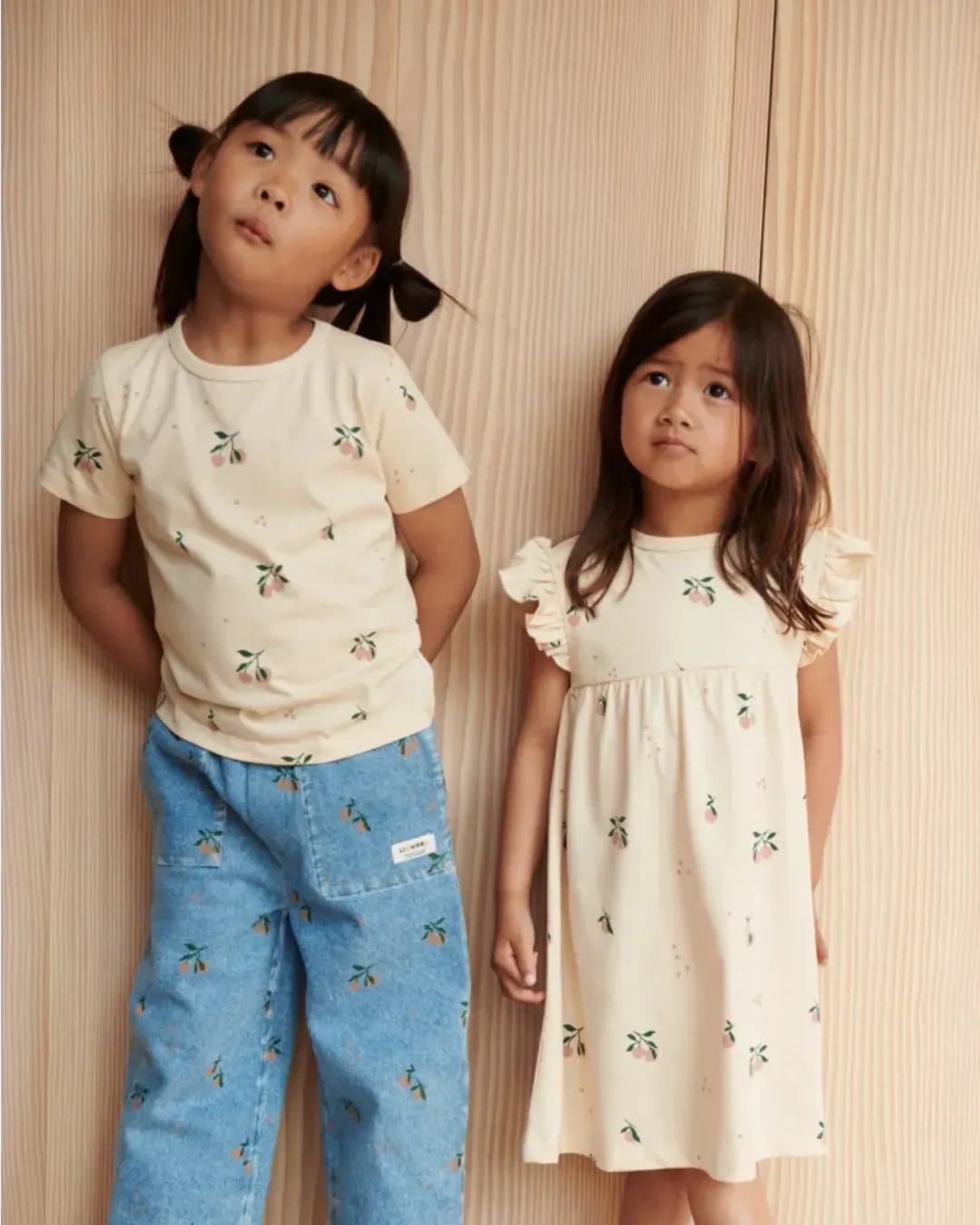 Liewood - sukienka z nadrukiem Neveah Peach Sea shell 