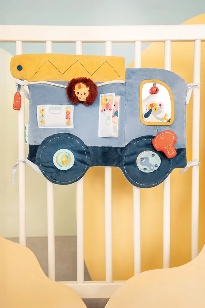 Lilliputiens - miękka tablica aktywizująca samochód Piesek Jules 3m+