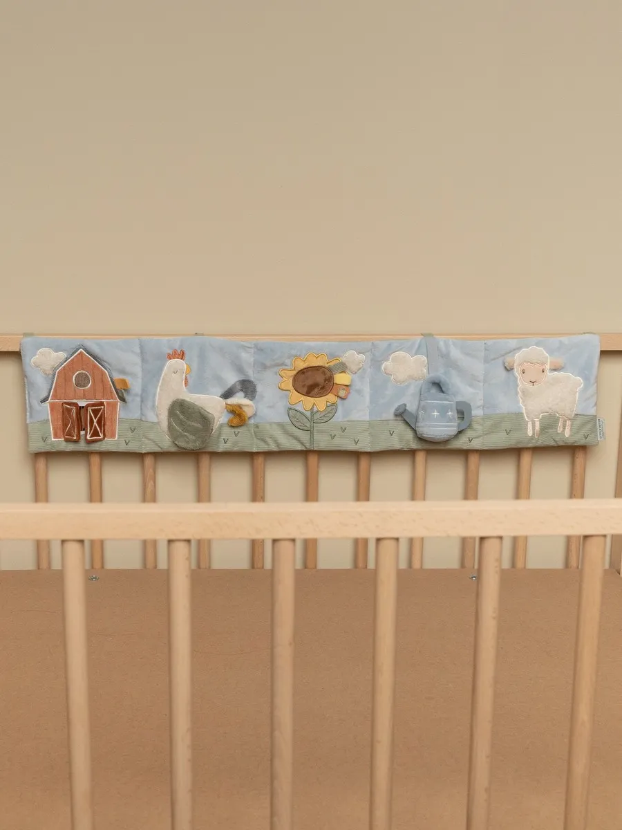 Little Dutch - sensoryczna zawieszka do łóżeczka Little Farm