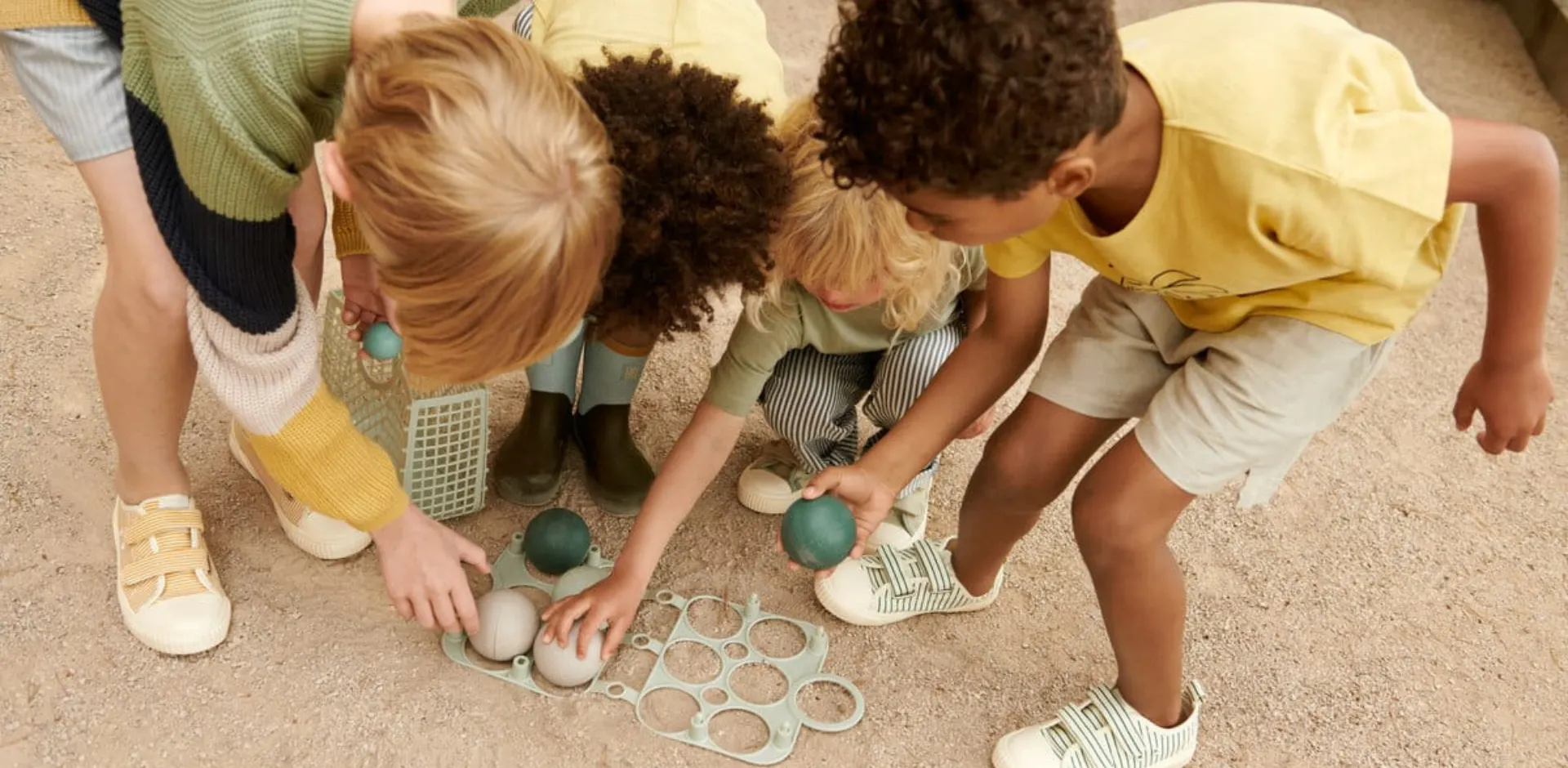 Magia zabawy na świeżym powietrzu - wybierz najlepsze zabawki ogrodowe!
