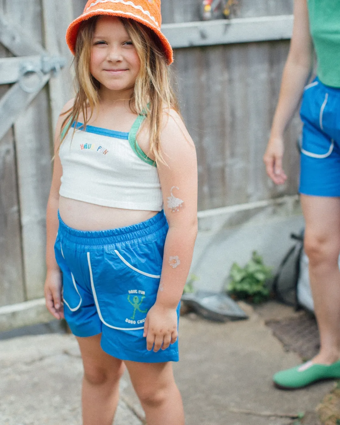 BOBO CHOSES - szorty bermudy Mr. Have Fun Blue niebieskie BOBO CHOSES - szorty bermudy Mr. Have Fun Blue niebieskie