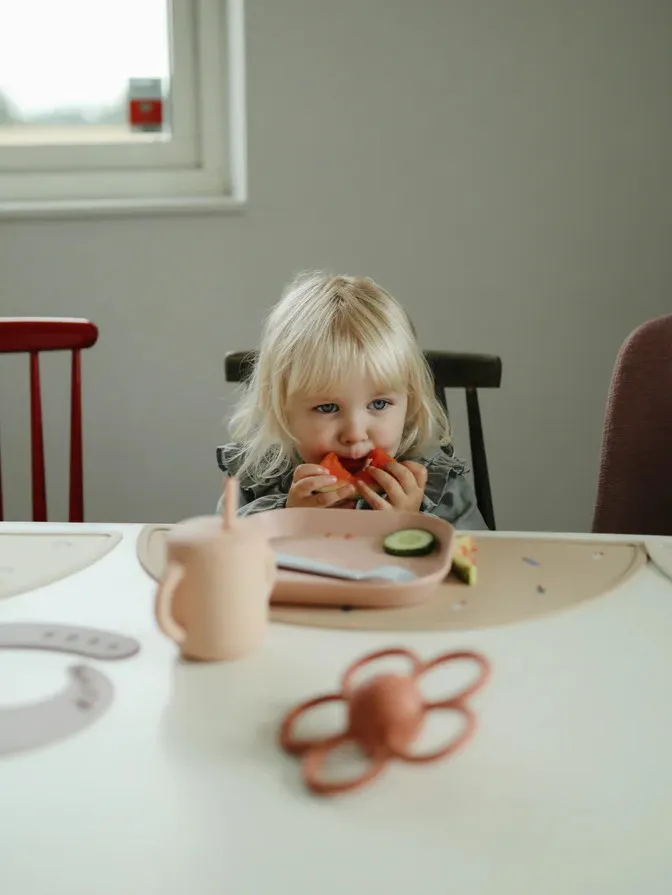 Mushie - podkładka silikonowa na stół Rocket Mushie - podkładka silikonowa na stół Rocket