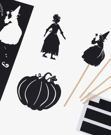 Moulin Roty - teatr cieni ze sceną Kopciuszek Moulin Roty - teatr cieni ze sceną Kopciuszek