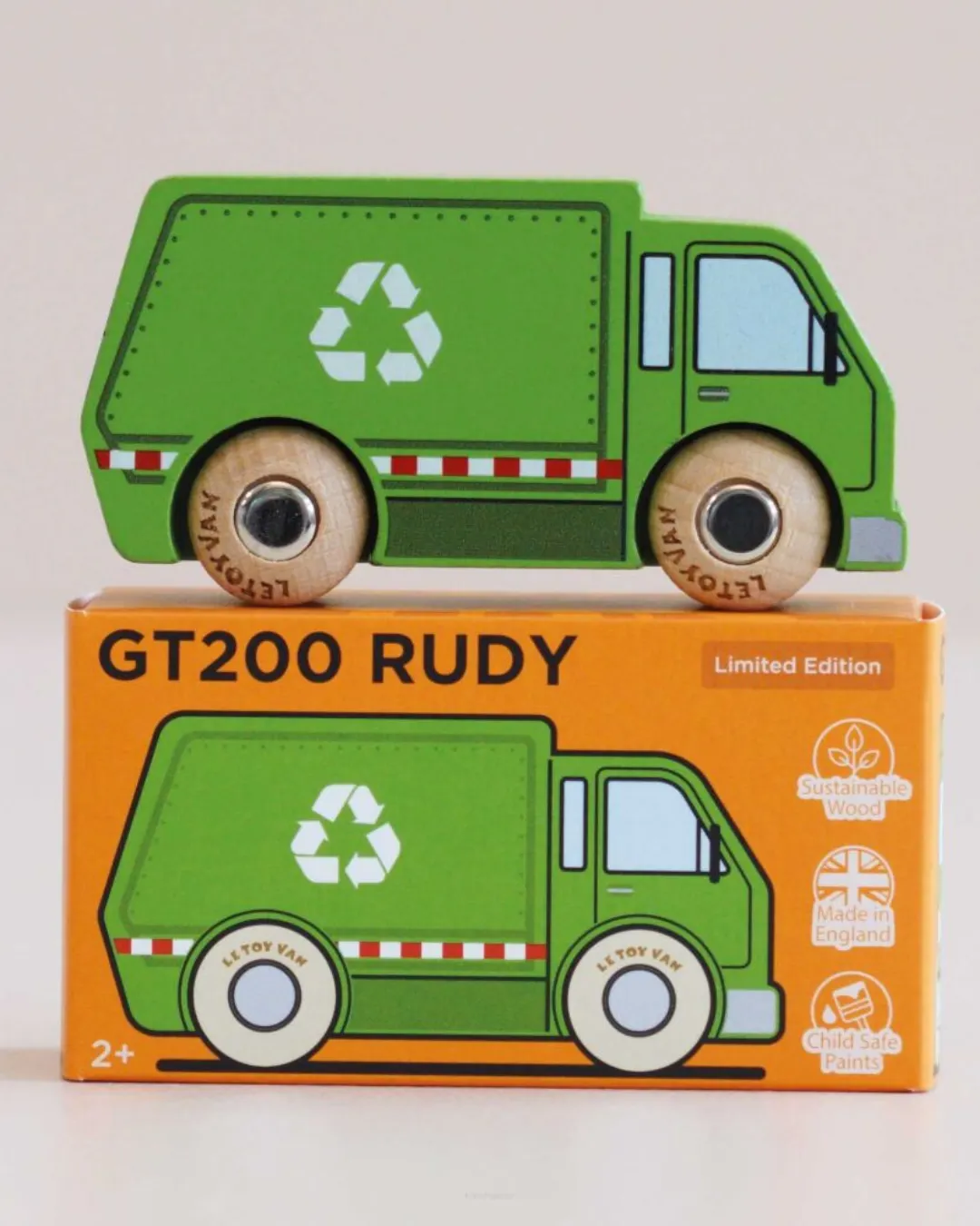 Le Toy Van - Drewniany samochodzik GT200 Rudy Le Toy Van - Drewniany samochodzik GT200 Rudy