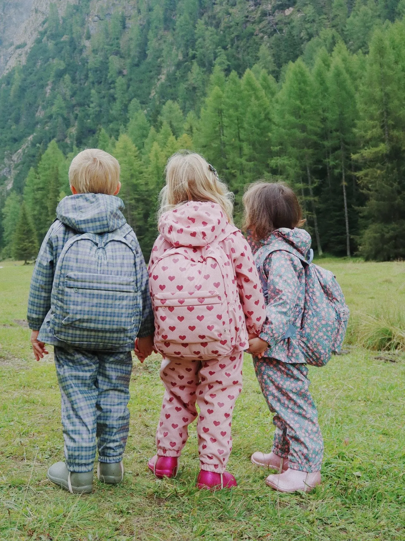 Konges Sløjd - plecak Rainy Kids Backpack Midi Amour Pink Konges Sløjd - plecak Rainy Kids Backpack Midi Amour Pink