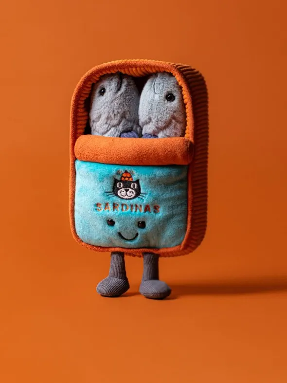 Jellycat - Zabawna Puszka Sardynek 17 cm Jellycat - Zabawna Puszka Sardynek 17 cm