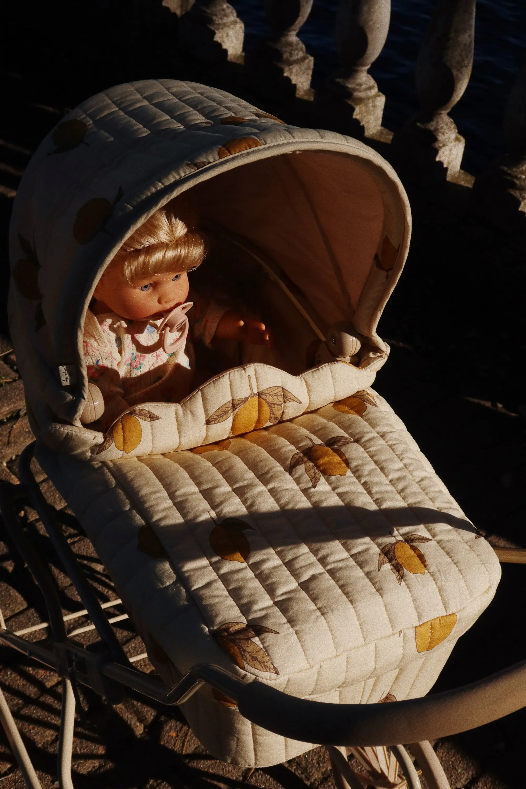 Konges Sløjd - wózek dla lalek retro Doll Pram Mon Grand Citron