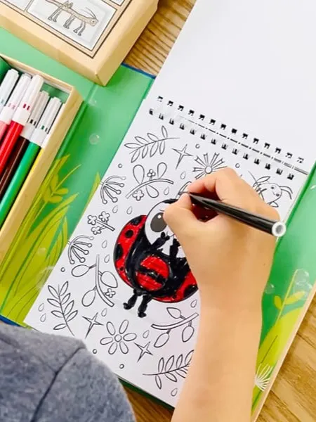 Tiger Tribe - zestaw kolorowanek Robaczki