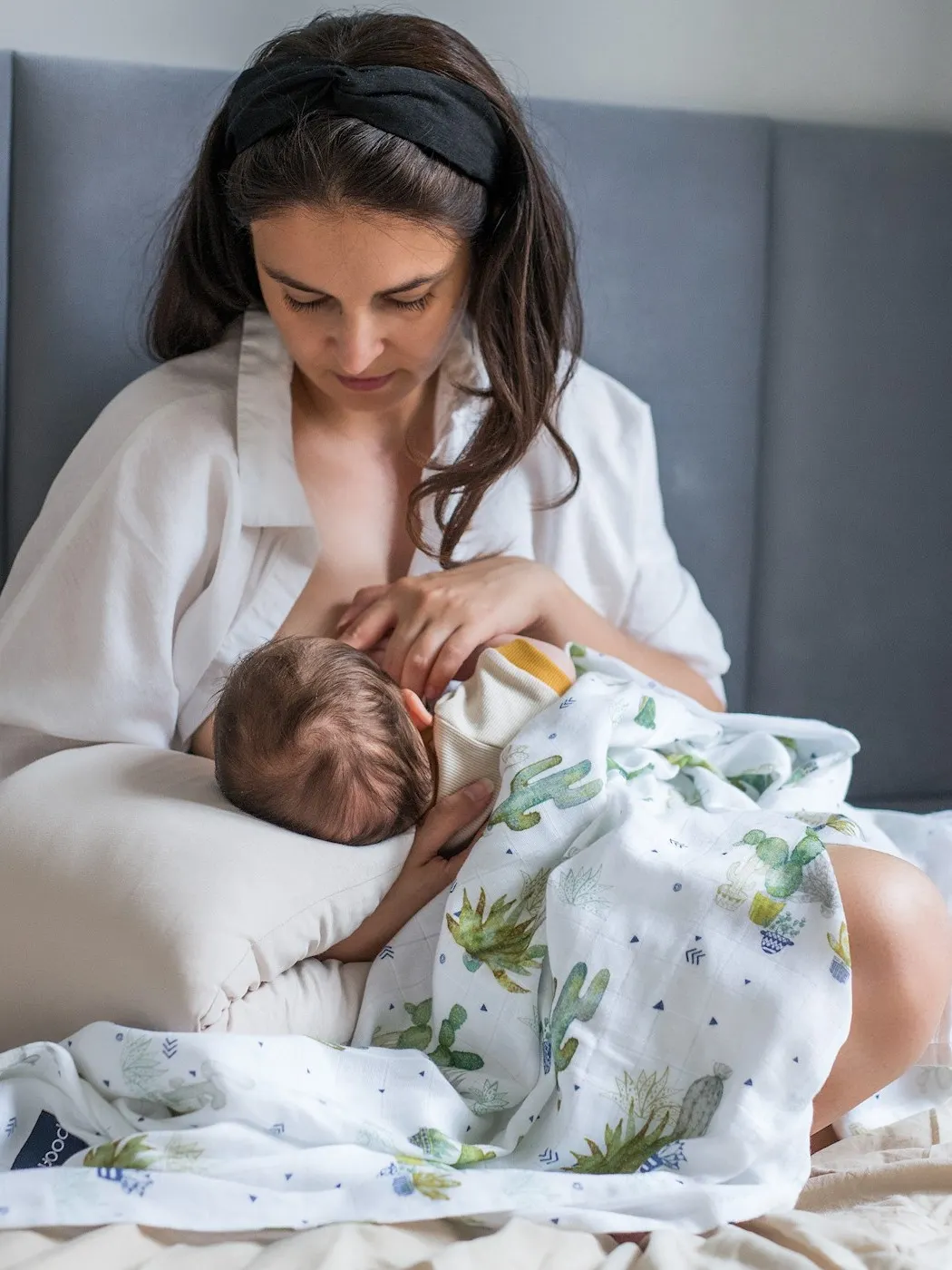 Poofi - otulacz bambusowy Tropical 120x120 Kaktusy Poofi - otulacz bambusowy Tropical 120x120 Kaktusy