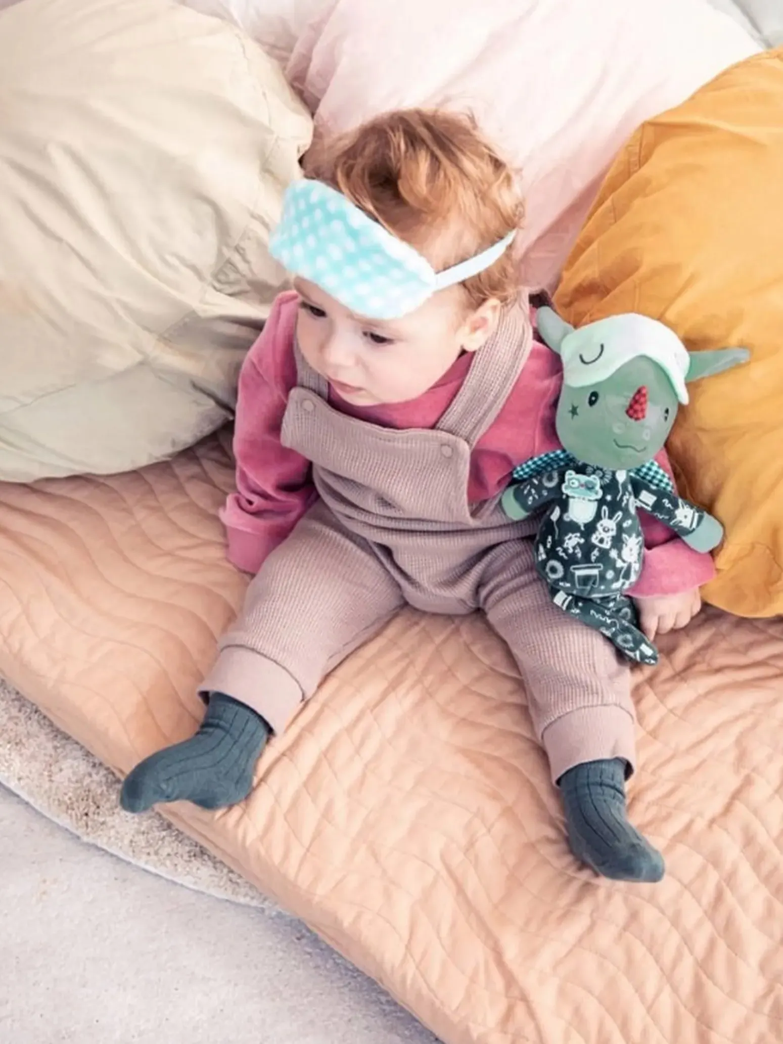 Lilliputiens - przytulanka do spania z elementami fluorescencyjnymi Smok Joe