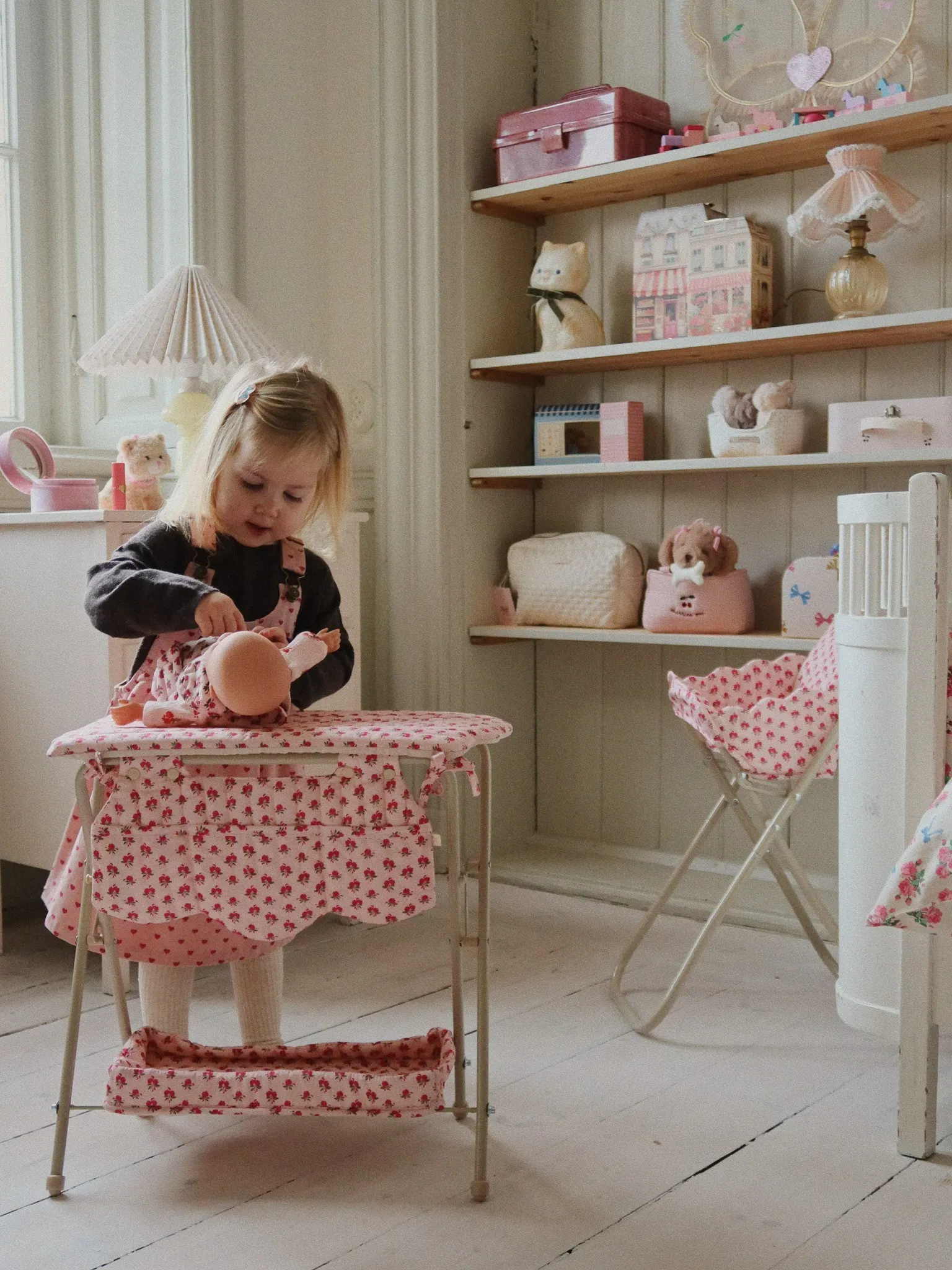 Konges Sløjd - przewijak dla lalek Rosie Rose