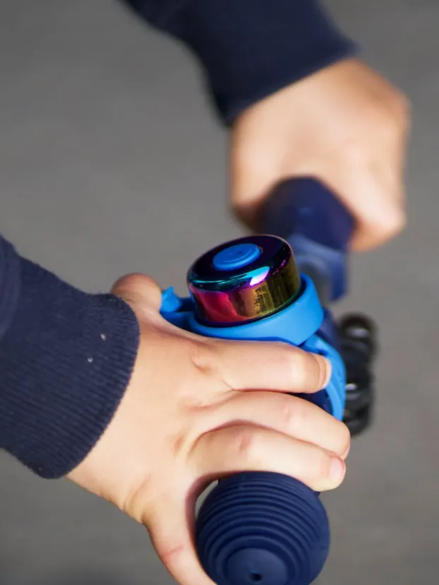 Micro - dzwonek do hulajnogi Neochrome Blue Micro - dzwonek do hulajnogi Neochrome Blue