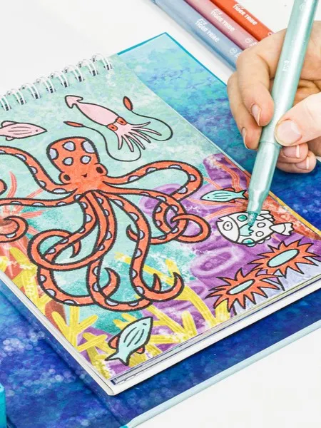 Tiger Tribe - zestaw błyszczących kolorowanek Morskie Zwierzaki Tiger Tribe - zestaw błyszczących kolorowanek Morskie Zwierzaki