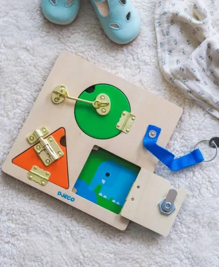 Djeco - drewniana tabliczka manualna LockBasic 