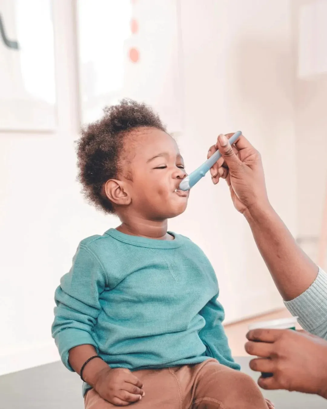 Miniware - łyżka treningowa z wymiennymi końcówkami Pre2Pro Blue Banana Miniware - łyżka treningowa z wymiennymi końcówkami Pre2Pro Blue Banana