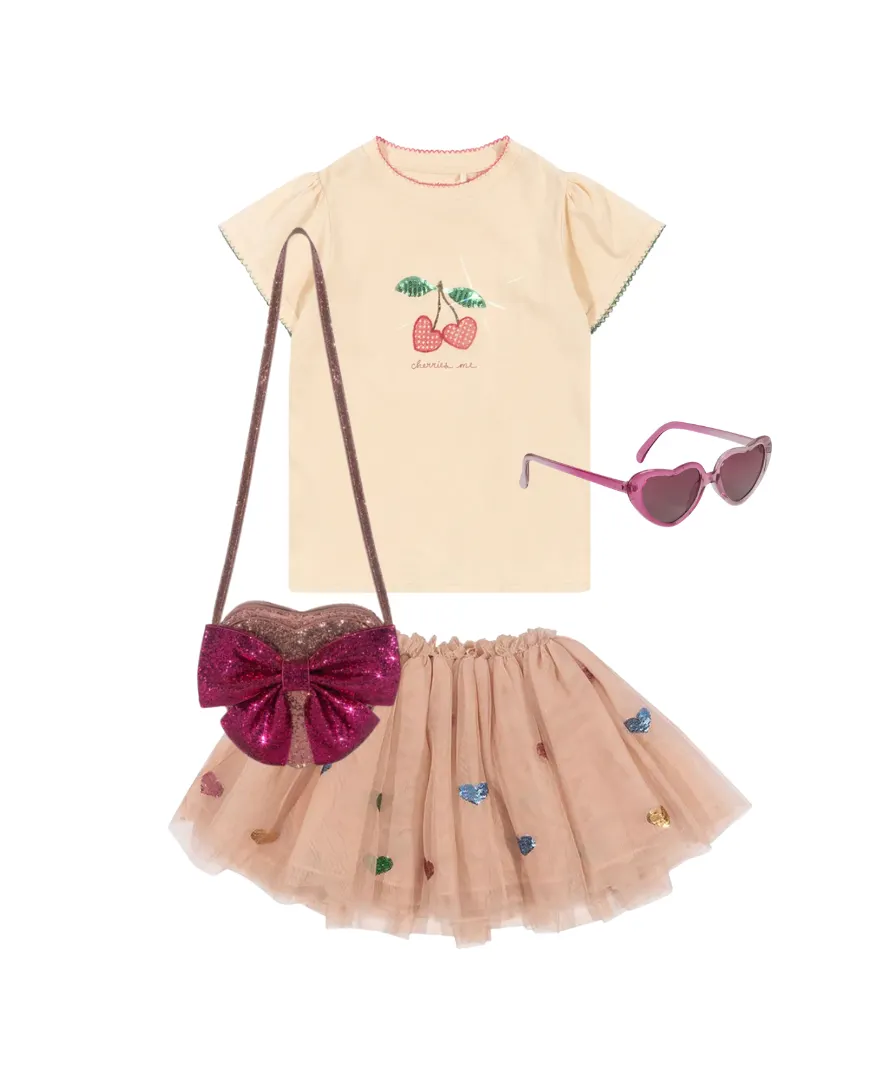 Konges Sløjd - letnia stylizacja Yvonne Konges Sløjd - letnia stylizacja Yvonne