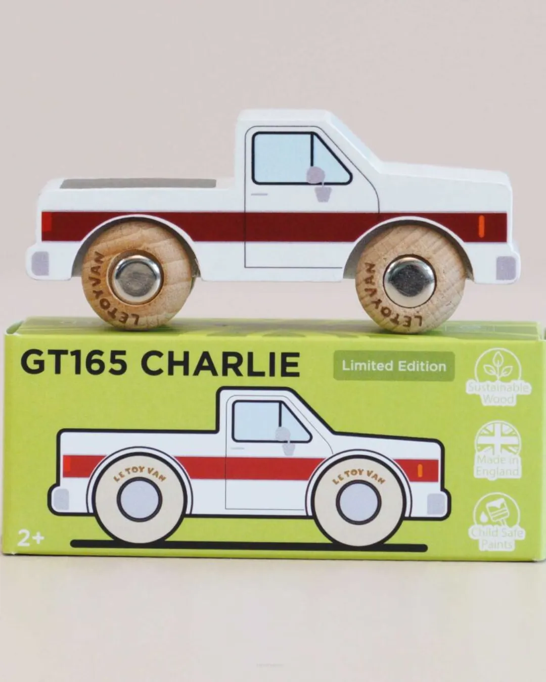 Le Toy Van - Drewniany samochodzik GT165 Charlie Le Toy Van - Drewniany samochodzik GT165 Charlie
