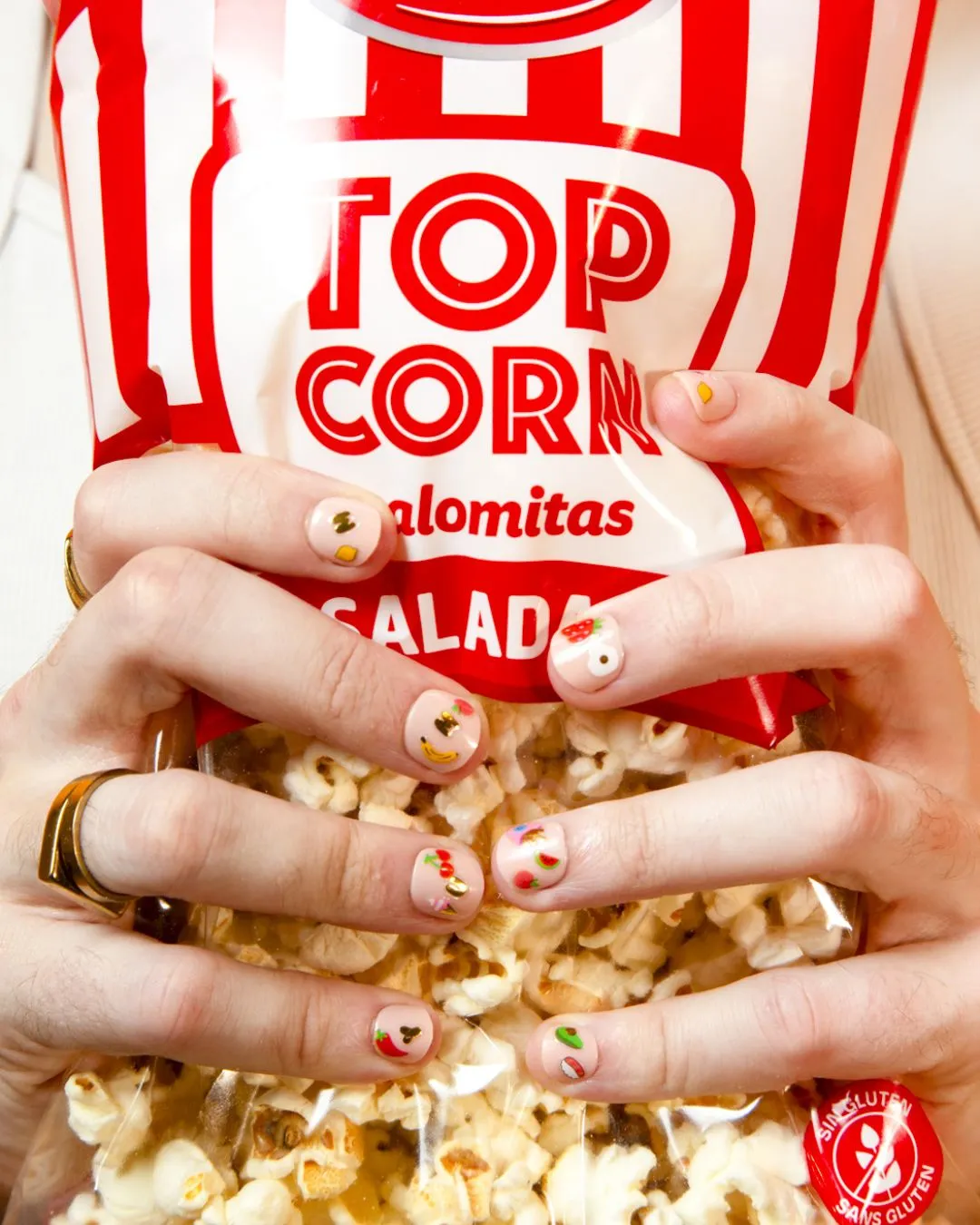 OMY - Naklejki na paznokcie 120 sztuk Yummy