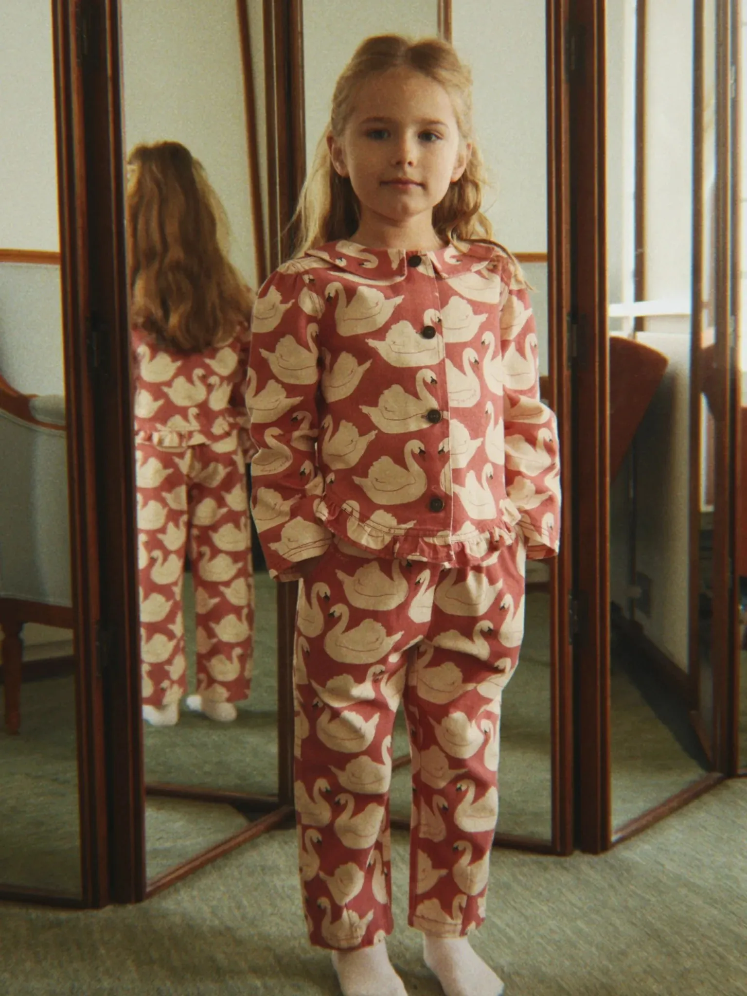 Konges Sløjd - kurtka koszulowa Magot Frill Jacket Swan Rose GOTS Konges Sløjd - kurtka koszulowa Magot Frill Jacket Swan Rose GOTS