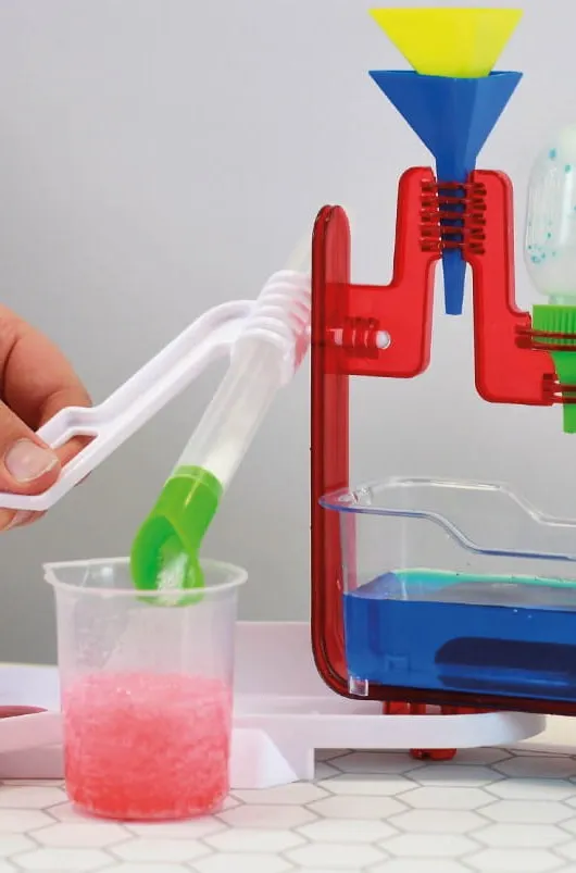 Buki - laboratorium chemiczne 200 eksperymentów Buki - laboratorium chemiczne 200 eksperymentów