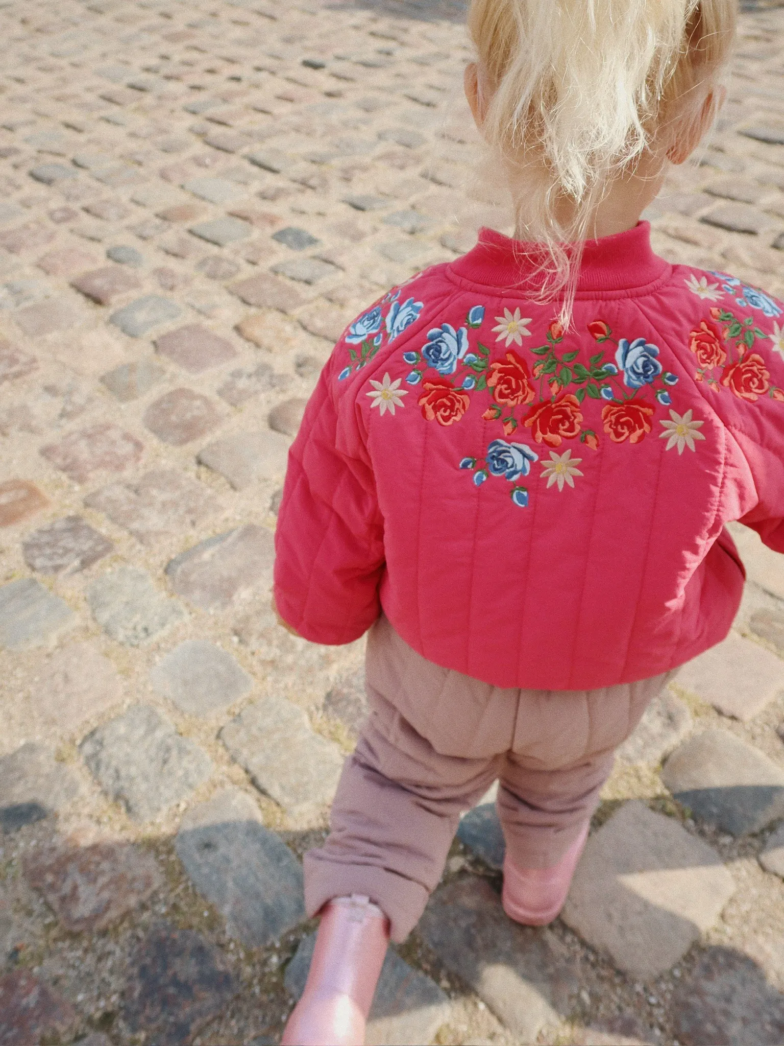 Konges Sløjd - kurtka bomberka Juno Bomber Jacket Raspberry Wine