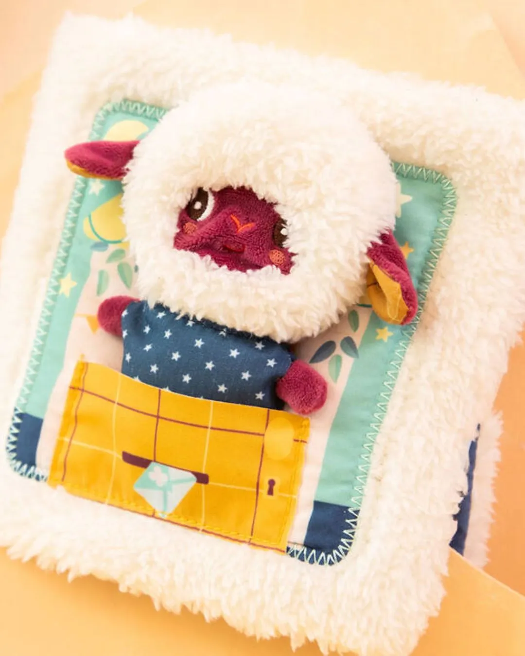 Lilliputiens - książeczka aktywizująca z pacynką na paluszek Dobranoc Owieczka Yvon Lilliputiens - książeczka aktywizująca z pacynką na paluszek Dobranoc Owieczka Yvon