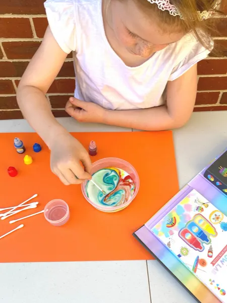 Tiger Tribe - tęczowe laboratorium zabawa kolorami Tiger Tribe - tęczowe laboratorium zabawa kolorami