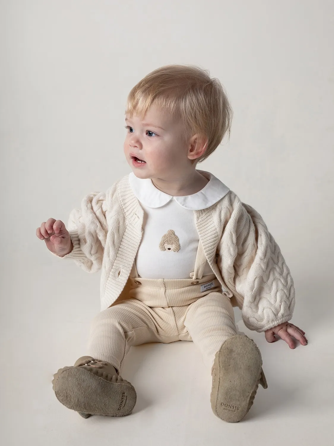 Donsje - legginsy dziecięce z regulowanymi szelkami Deno Macaroon Donsje - legginsy dziecięce z regulowanymi szelkami Deno Macaroon