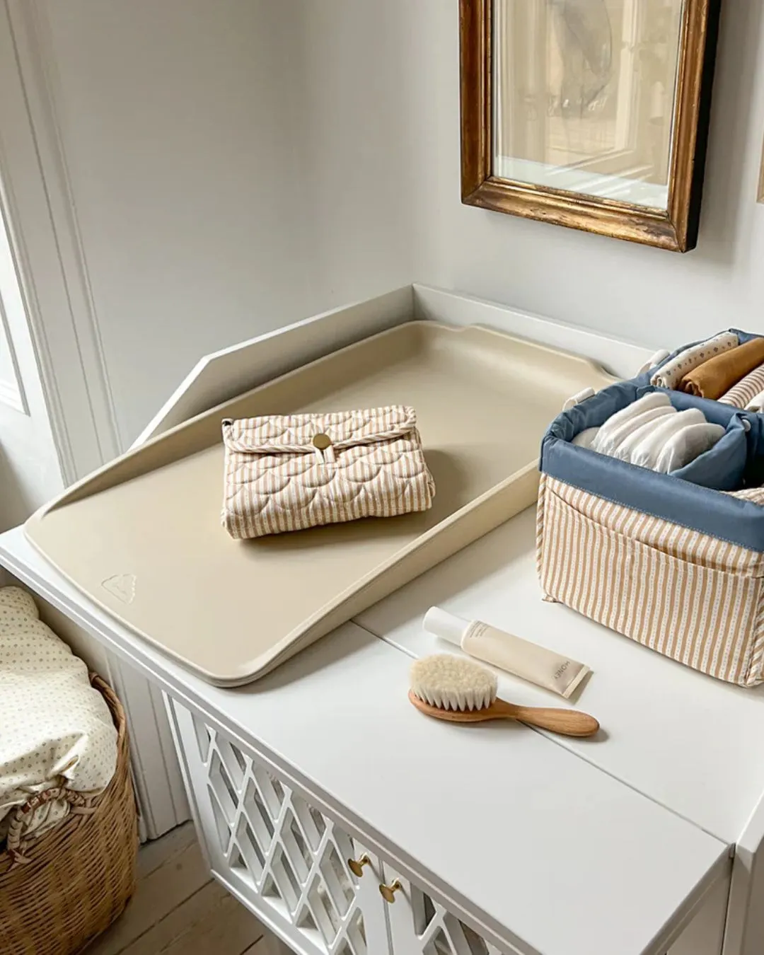 Cam Cam Copenhagen - przewijak dla niemowląt PUR Light Sand Cam Cam Copenhagen - przewijak dla niemowląt PUR Light Sand