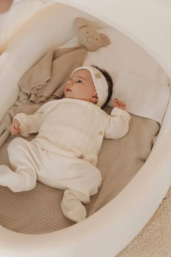 Bamboom - dzianinowe półśpiochy ze stopkami białe Bamboom - dzianinowe półśpiochy ze stopkami białe