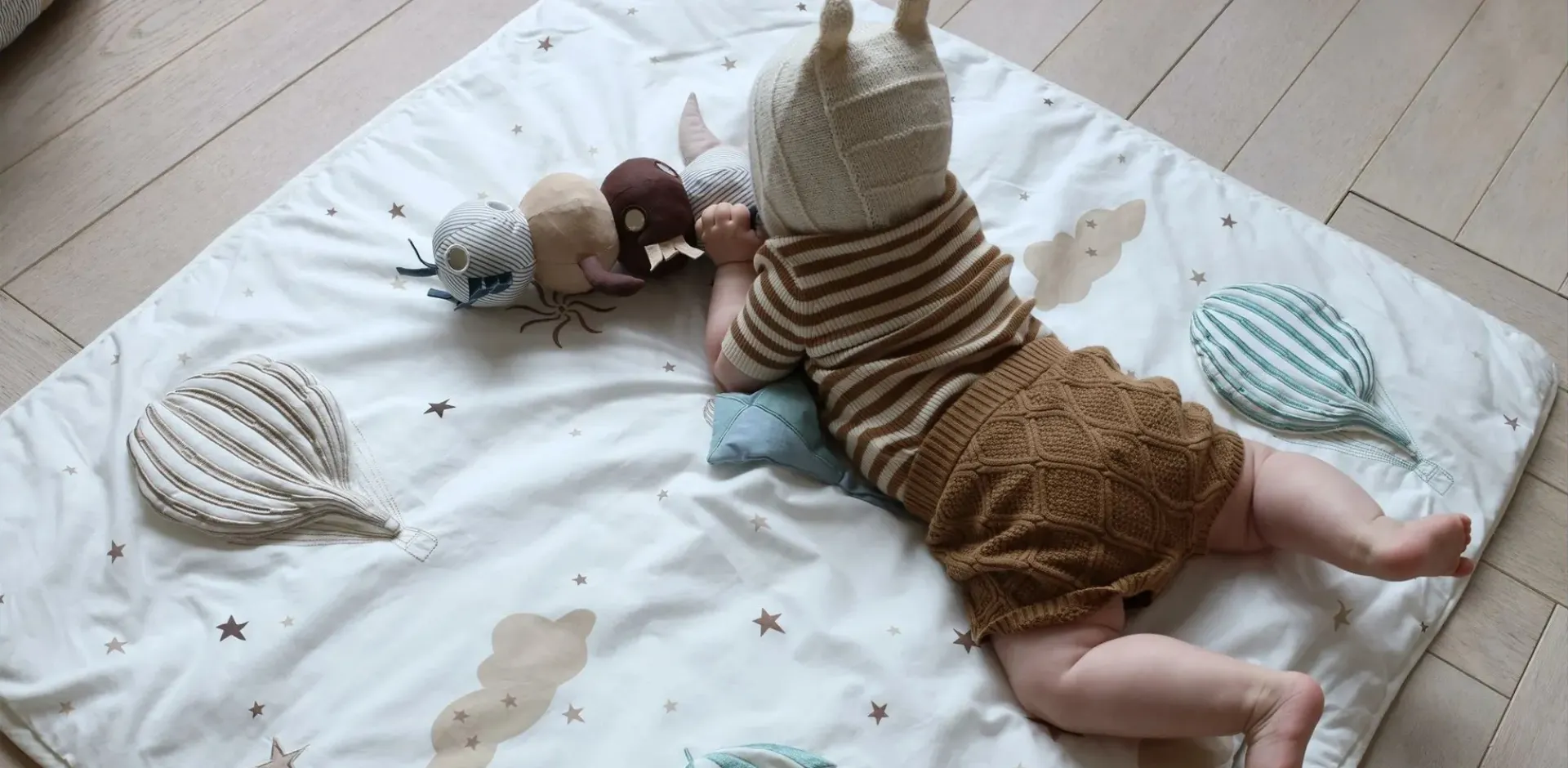 Od kiedy stosować matę edukacyjną? Praktyczny poradnik dla rodziców