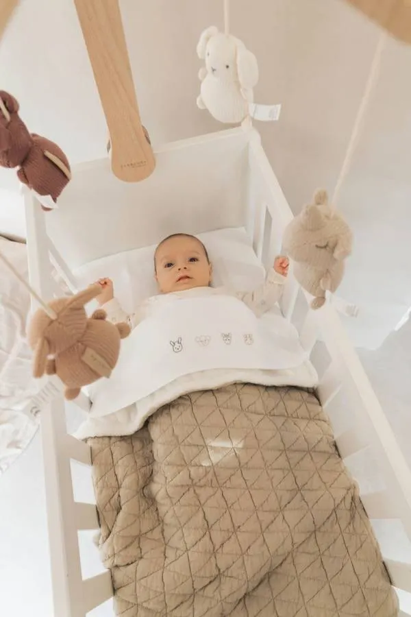 Bamboom - bambusowe prześcieradło 140x100 cm + bambusowa poszewka na poduszkę 40x60 cm Animal Friends Bamboom - bambusowe prześcieradło 140x100 cm + bambusowa poszewka na poduszkę 40x60 cm Animal Friends