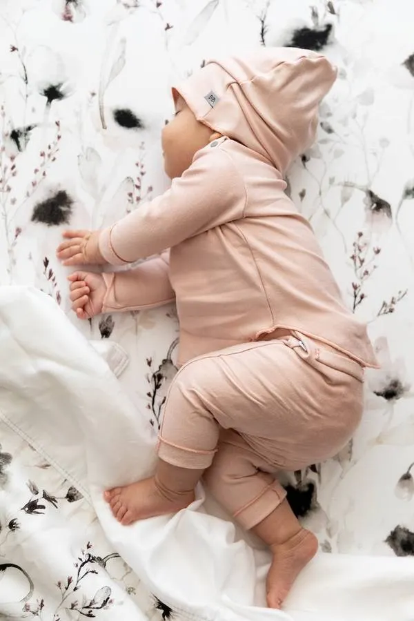 Bamboom - bambusowa cienka czapka niemowlęca Pure różowa