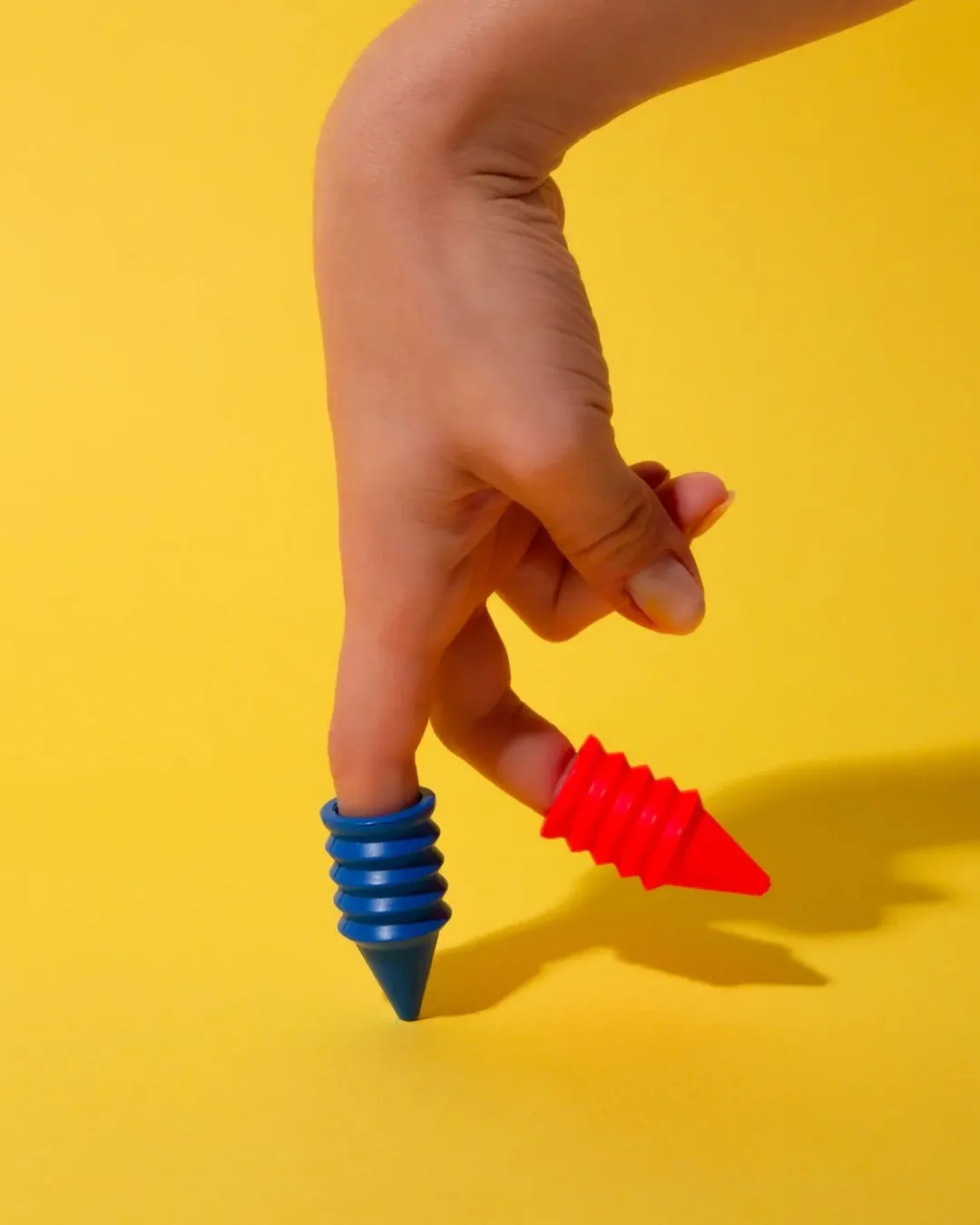 Omy - woskowe kredki na palec