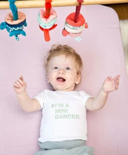 Lilliputiens - zabawka aktywizująca zawieszka wibrująca Lisiczka Alice Lilliputiens - zabawka aktywizująca zawieszka wibrująca Lisiczka Alice